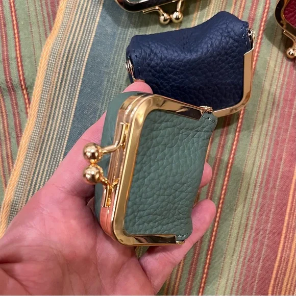 Mini Leather Jewelry Travel Organizer Kiss Lock Blue NWT - Picture 6 of 8